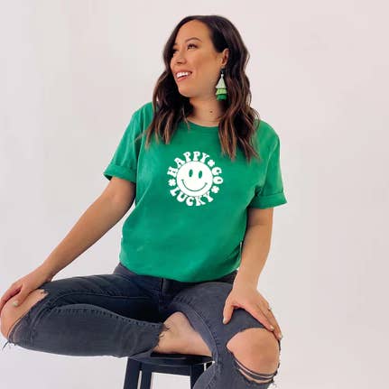 Maglietta Happy Go Lucky Smiley Face per San Patrizio per la vendita all'ingrosso da parte di Laurel Tree and Me