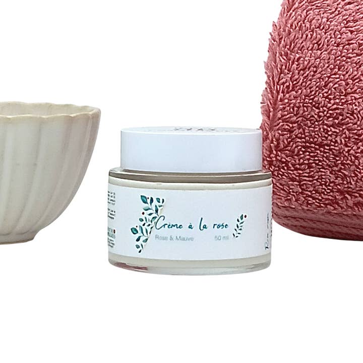 Crème à la rose, rose et avoine. Toutes peaux pour la vente par Ibbeo Cosmétiques