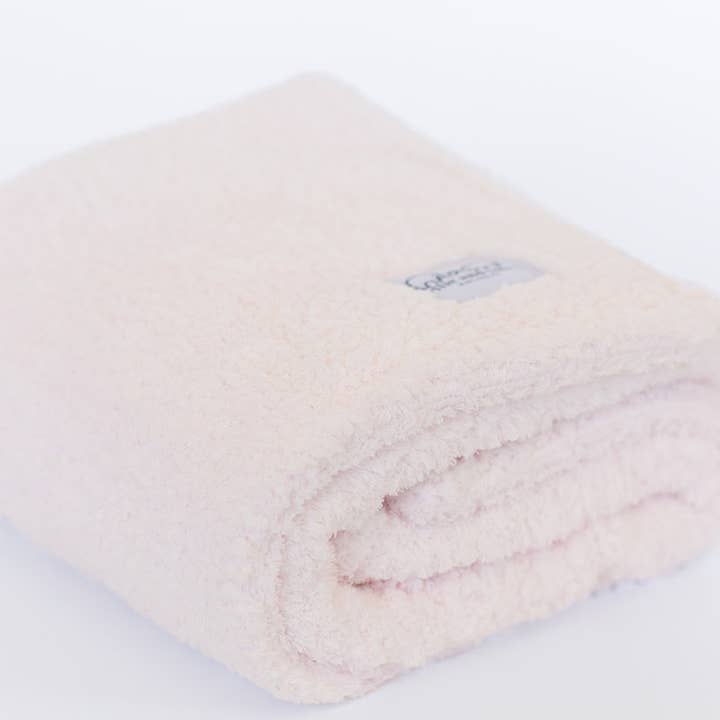 Classic Borderless Blanket - Pink for wholesale by ellie and sam