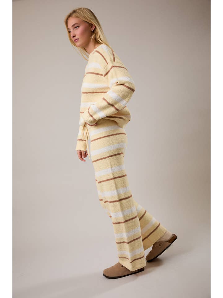 LE LIS - Vente Ensemble de vêtements d'intérieur – femme - Haut en tricot à rayures à manches longues avec pantalon en tricot à jambes larges14