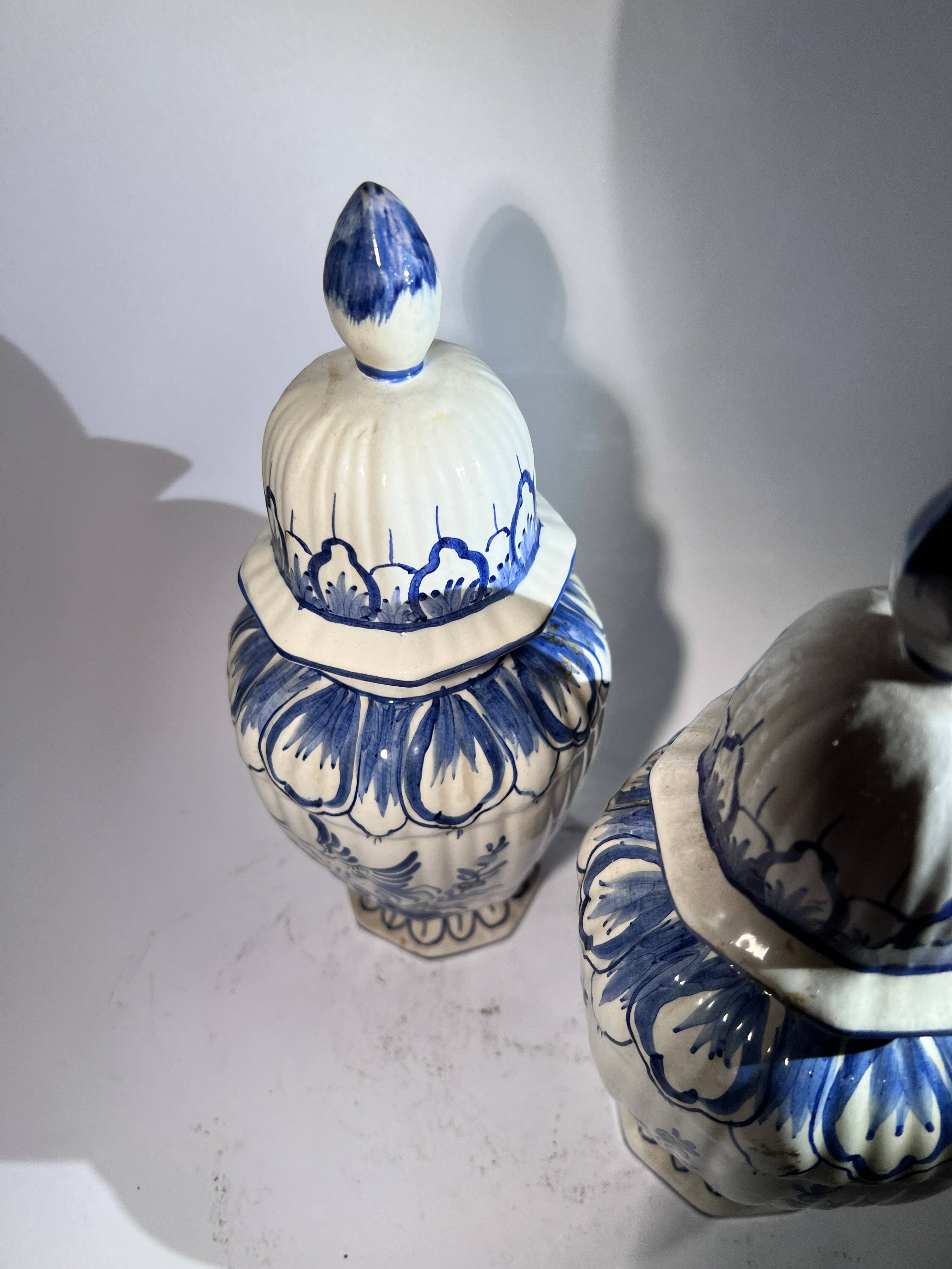 DADA Novecento – Großhandel Vasen – Paar Albarelli-Vasen aus Bassano-Keramik7