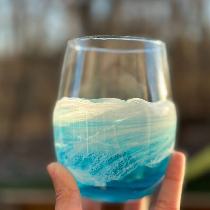 Fluid Life by Sharon - Wholesale Wine Glass - Wine glasses with resin1