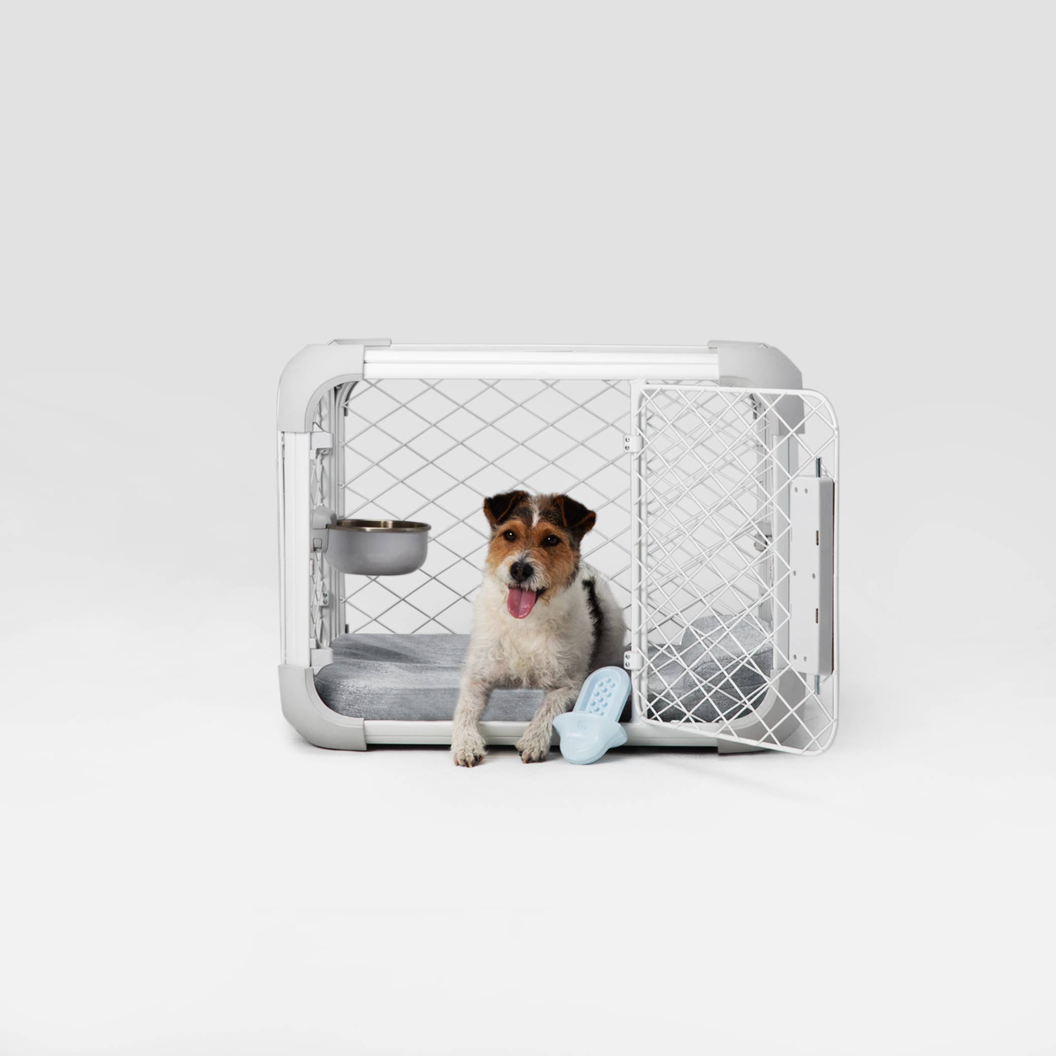 Ash Evolv Dog Crate for wholesale on Faire9
