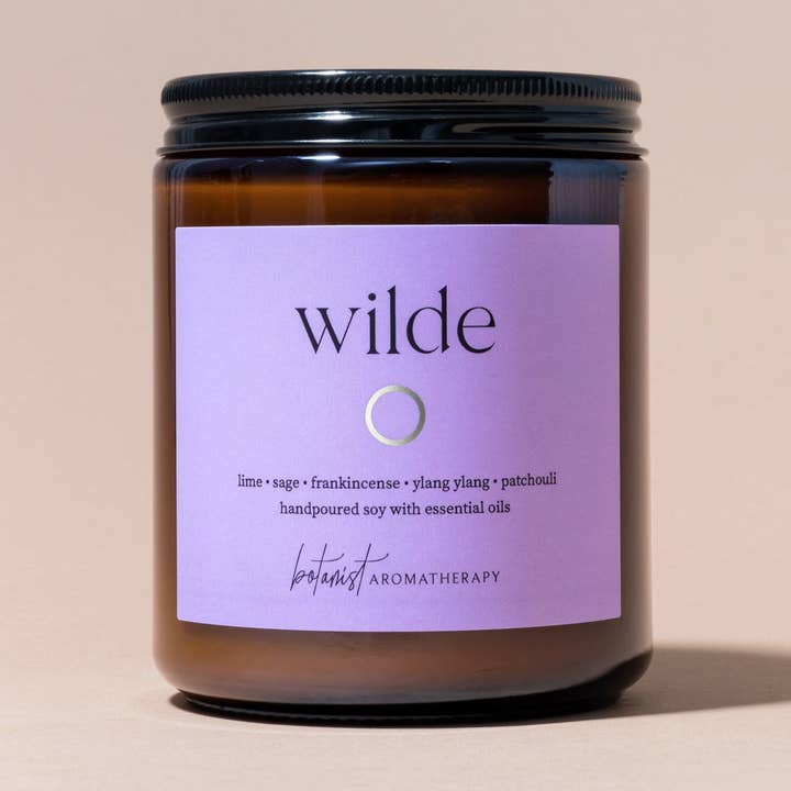 Bougie à l'huile essentielle Wilde pour la vente par Botanist Aromatherapy