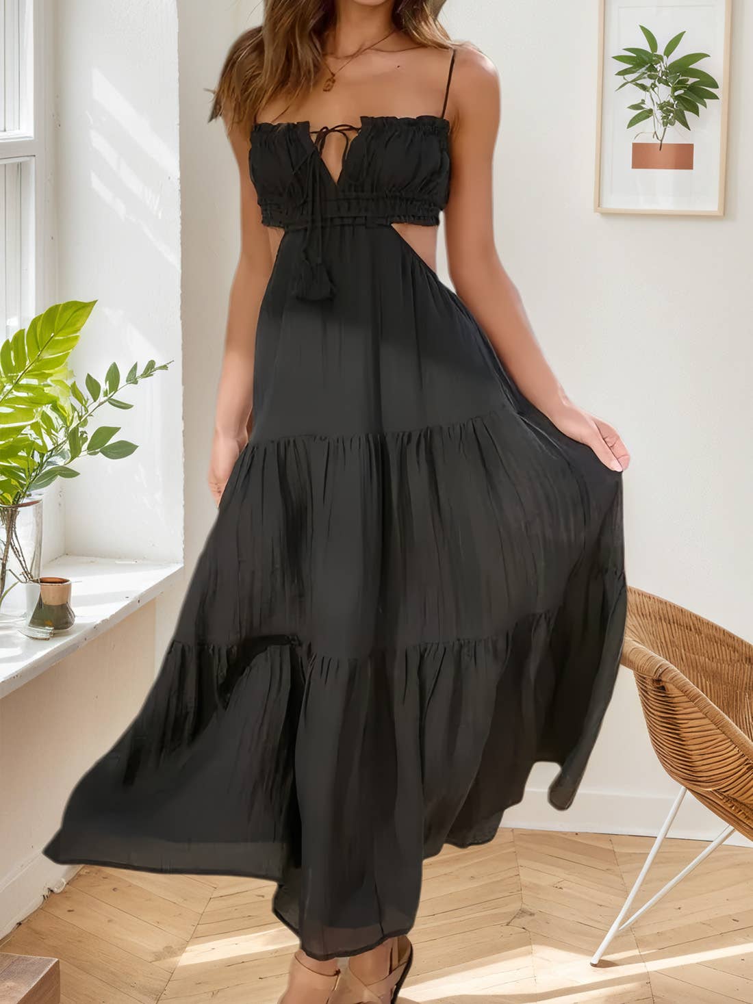 Ulivary – wholesale Klänning - Dam – Ulivary midi-klänning med utskuren fyrkantig urringning och tunna axelband5