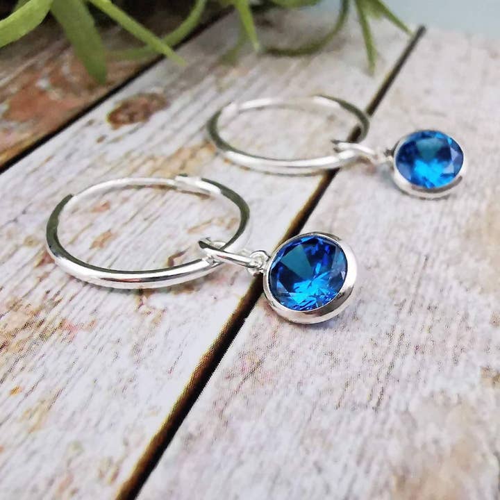 Aros de aro de plata de ley con circonita cúbica azul aguamarina para venta al por mayor de Sophellie Jewellery
