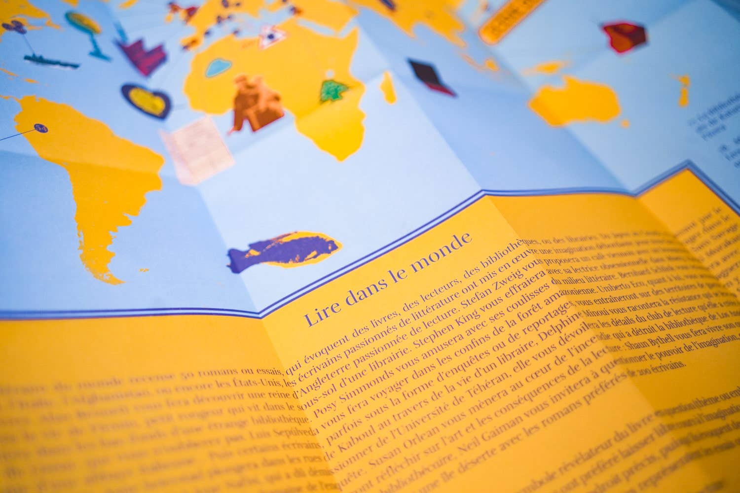 Atelier d’Albion - Wholesale Everyday Greeting Card - Literary map or 100 books on reading, bookstores2