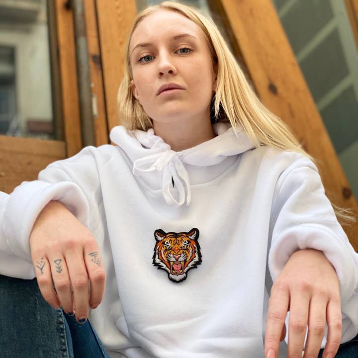 Moletom com capuz branco AW (GENDERLESS) por atacado de TIGER SOUL BARCELONA