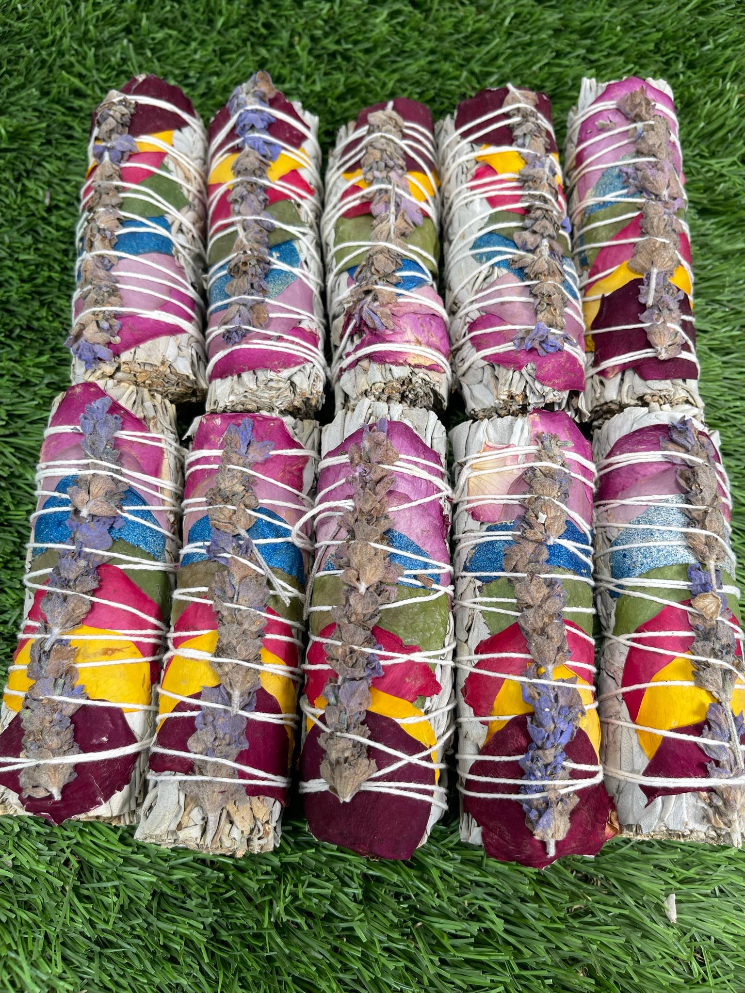 CaNatureLover - Wholesale Sage Bundle - ORGANIC 7 chakras white sage + Lavender, Hand Wrapped.8