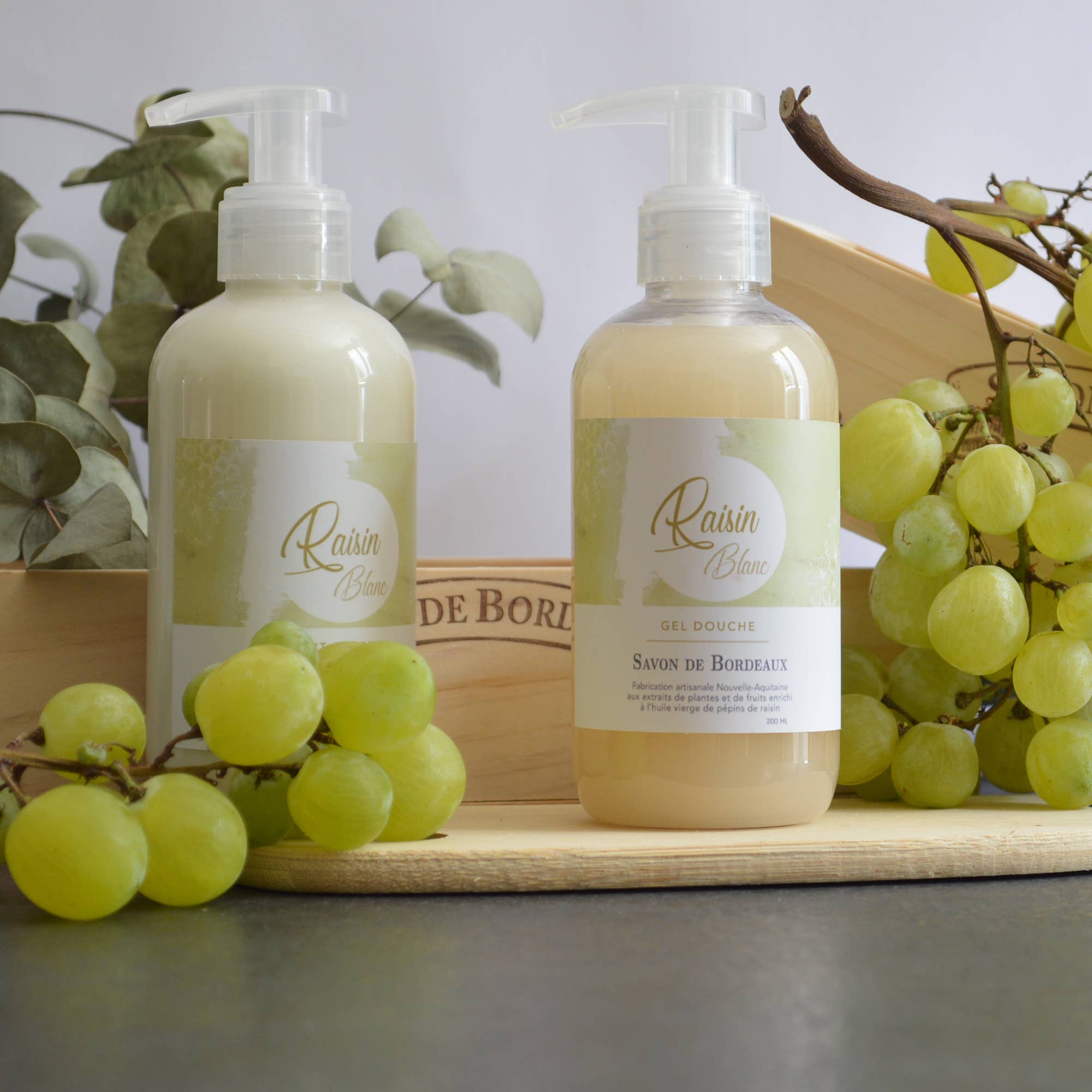 Savon de Bordeaux - Wholesale Body Wash/Shower Gel - HANDCRAFTED SHOWER GEL WHITE GRAPE1