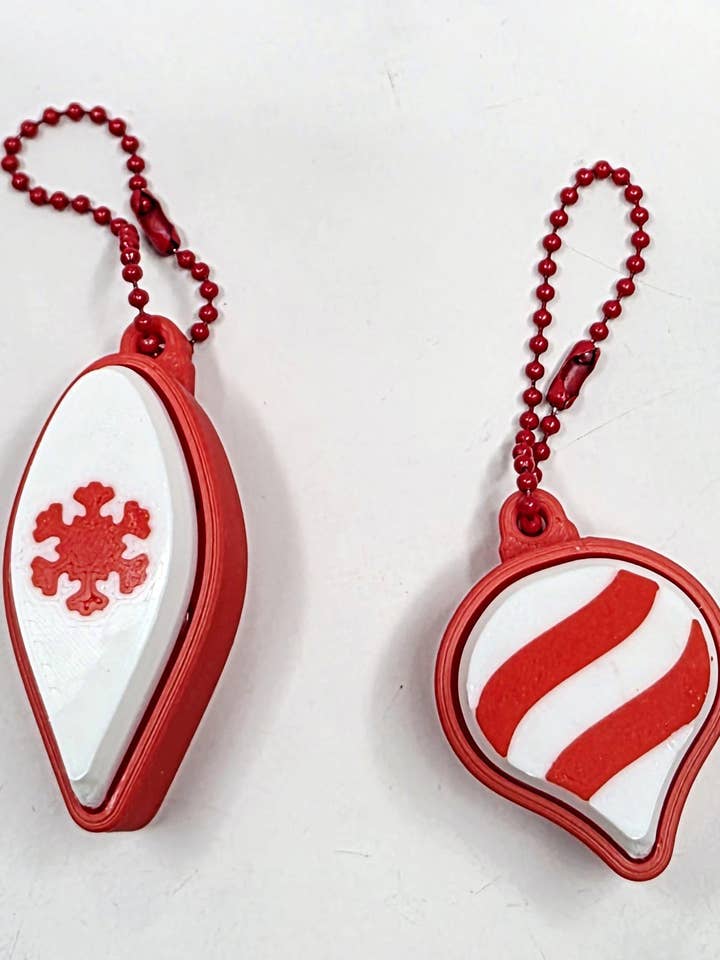 Weihnachtsschmuck Fidget-Clicker-Schlüsselanhänger 2 Designs für den Großhandel von Agape Designs 3D