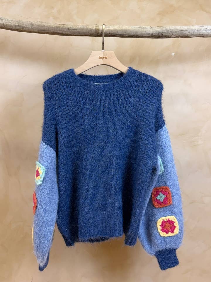 60806 MAGLIONE A MANICHE PATCH IN LANA per la vendita all'ingrosso da parte di Joyna