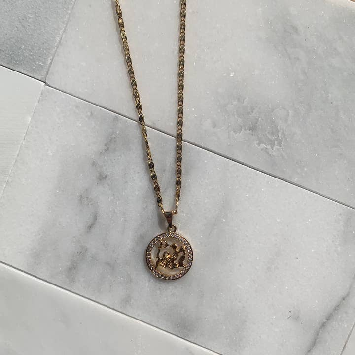 Collier Zodiaque Verseau pour la vente par House of Au.ORA