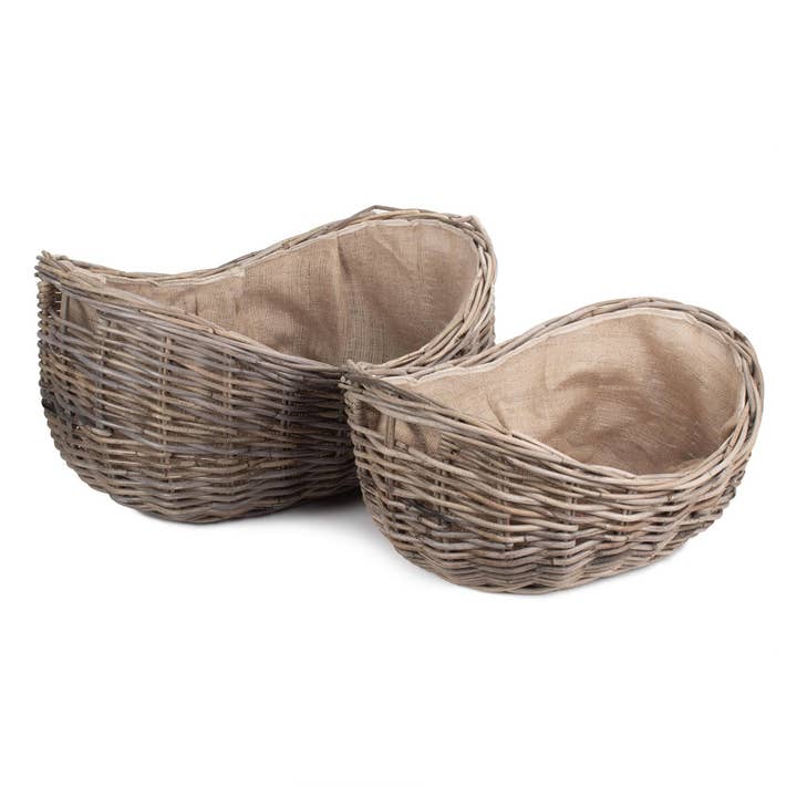 Holzkorb aus Rattan in Bootsform mit hessischem Futter für den Großhandel von Red Hamper