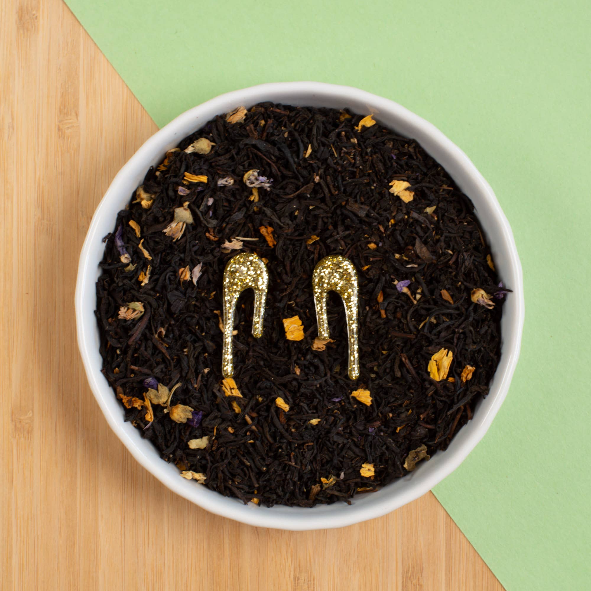 Darling Marcelle – wholesale Stud/post earrings – Droplet Sparkly Gold Stud Earrings2