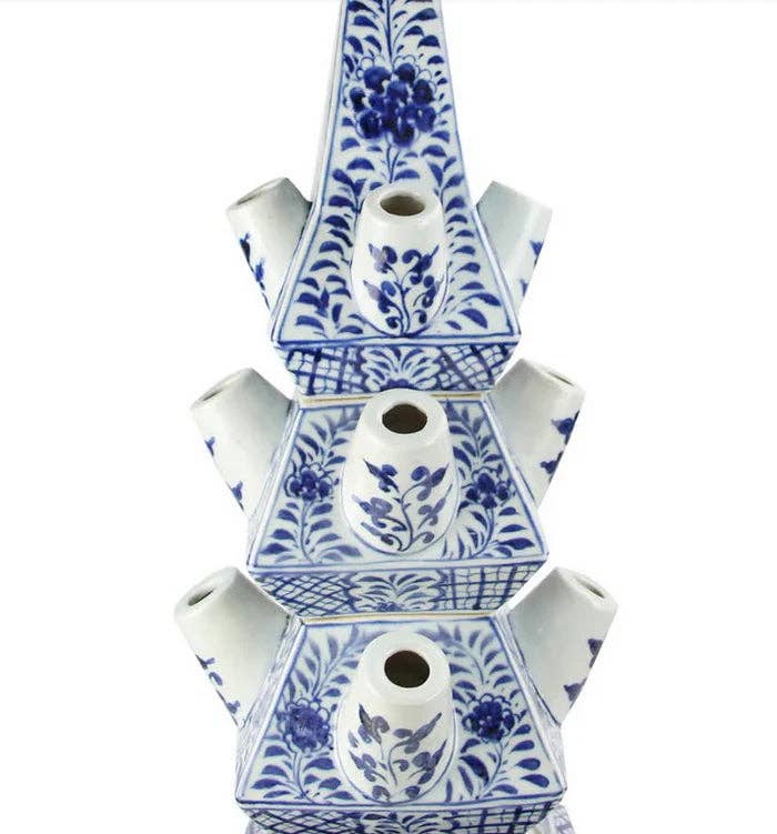 The Enchanted Home - Wholesale Vase - Original Blue and White Tulipiere2