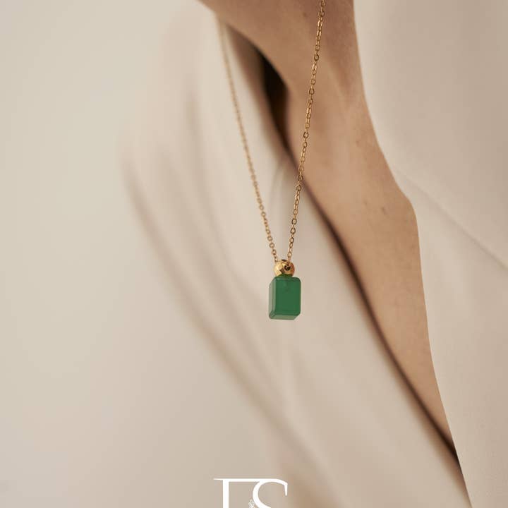 Furano Studio - Wholesale Pendant/Charm Necklace - 18K Gold Plated Green Cube Pendant Necklace