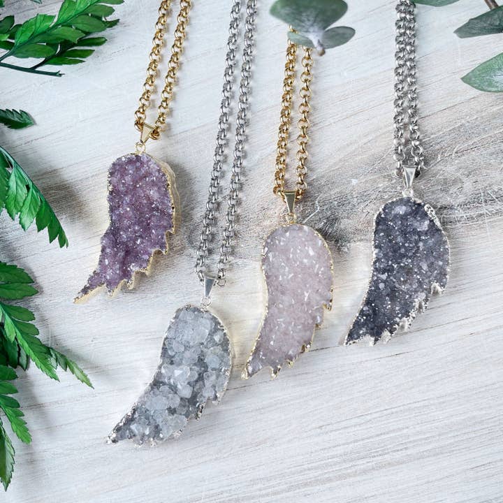 Große Halskette mit Druzy Angel Wing aus Gold oder Silber für den Großhandel von Ewelina Pas Jewelry