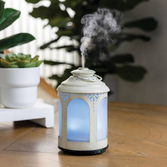 Candle Warmers Australia - Wholesale Electronic diffuser - Chelsea Lantern Ultrasonic Aroma Diffuser - RRP $59.95 - Wholesale