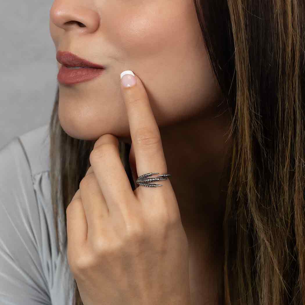 Nina Designs - Vente Bague de cocktail/de cérémonie - Bague réglable griffe d’oiseau en argent sterling ou bronze2