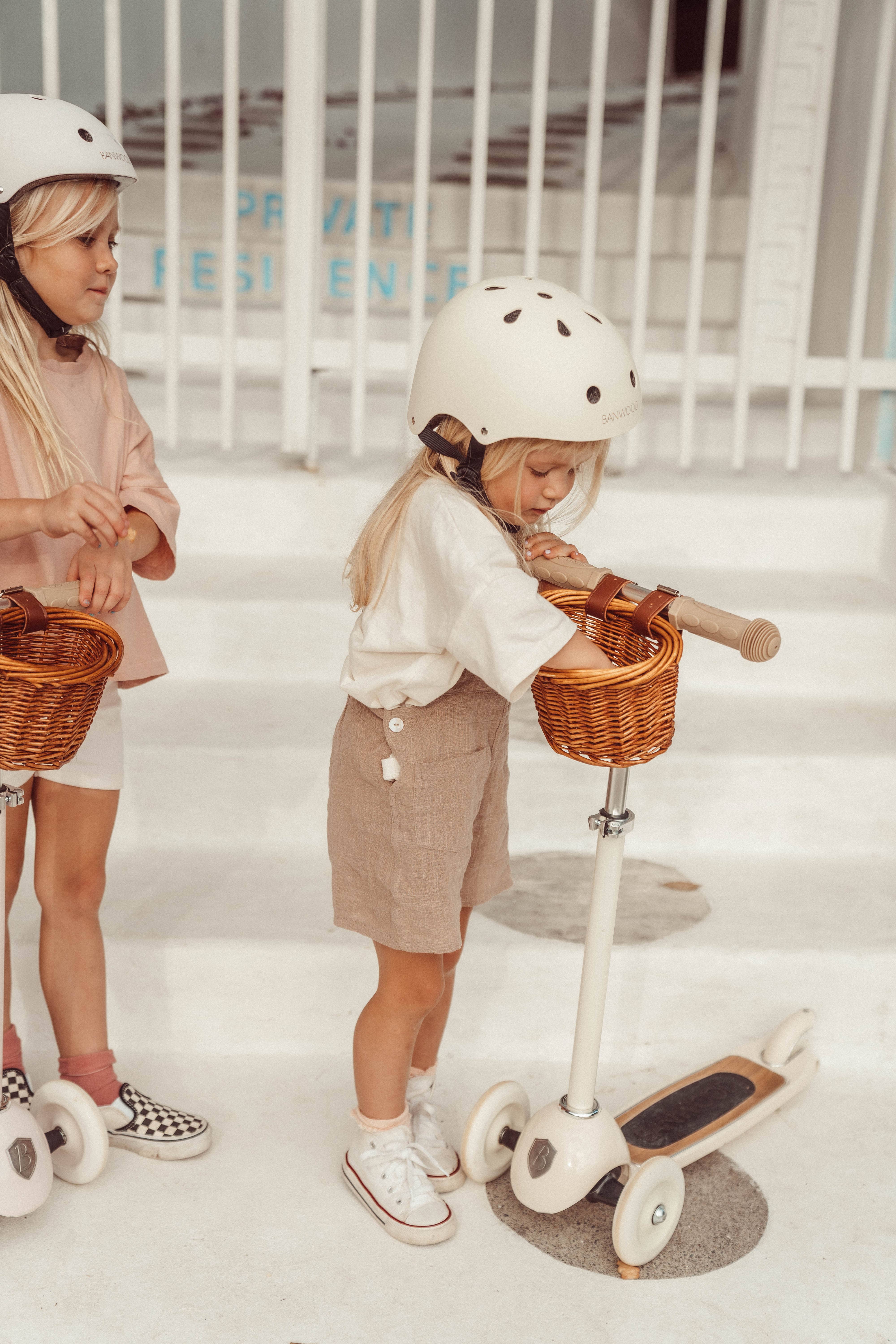 Banwood SL Europe - Wholesale Bike/Scooter - Kids - BANWOOD SCOOTER VINTAGE - CREAM1