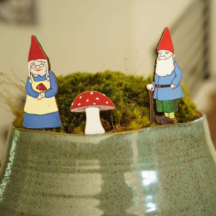 20 Leagues - Wholesale Decorative Figurine - Gnomes Fancy Plants Diorama Kit1