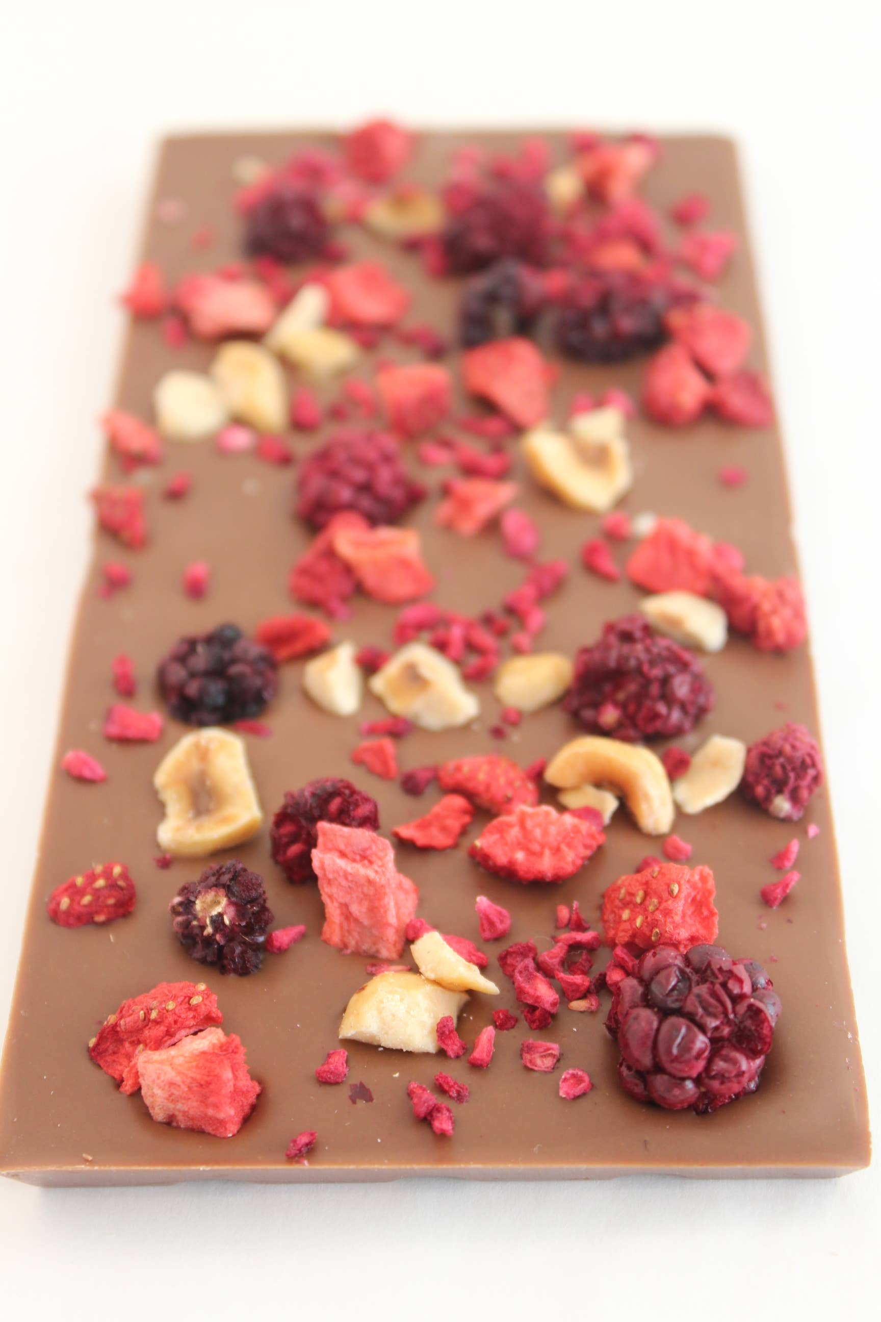 Royale Normande Chocolaterie - Vendita all'ingrosso Barretta di cioccolato - Tavoletta di cioccolato al latte con inclusioni di frutta - 90 g PP2262