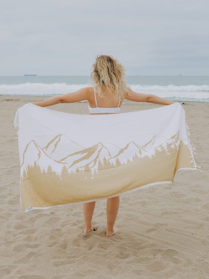 Mountain Organic Cotton Reversible Turkish Towel, Golden
for wholesale by InfuseZen