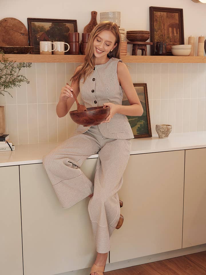 Fore Collection – wholesale Byxor - Dam – RANDIGA HÖG MIDJA DRAWSNÖRE KNYT VIDBENADE BYXOR-PI6646FO4