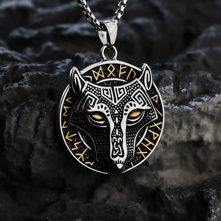 Gemcohub - Wholesale Pendant/Charm Necklace - Nordic Viking Stainless Steel Rune Wolf Head Necklace