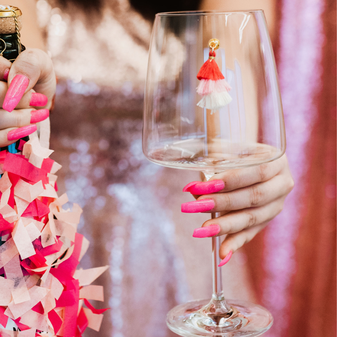 ViVi Vitello – wholesale Wine charm – Tiered Tassel! Cheers Charms, Set of 63