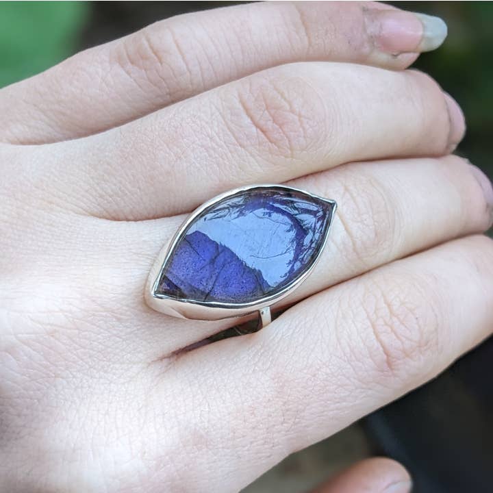 Le Tourbillon Minéral - Wholesale Cocktail/Statement Ring - T57 Blue Labradorite And Sterling Silver Ring1
