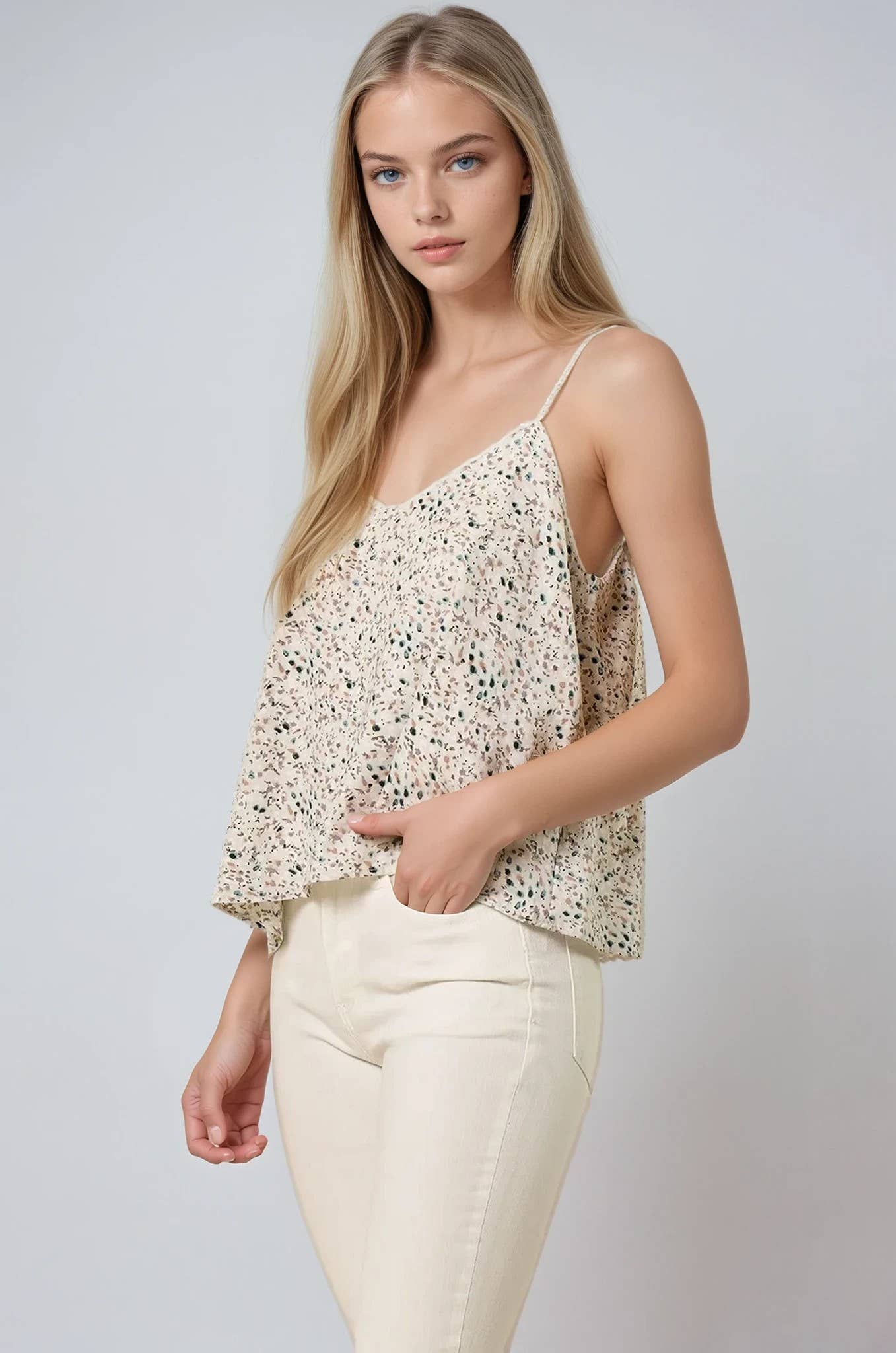 WISTERIA LANE - Vendita all'ingrosso Canotta - Donna - CANOTTIERA DOPPIA FODERATA CON SPALLINE REGOLABILI 1203TB4