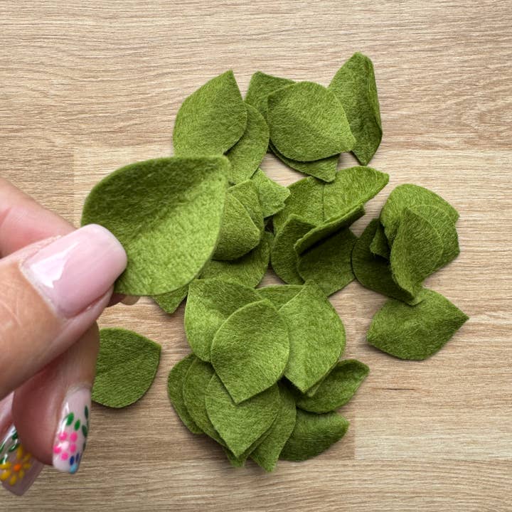 The Crafty Kit Company - Wholesale DIY Craft Kit - Felt Wisteria Flower Craft Kit2