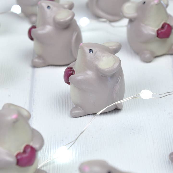 Gwenngwenn - Wholesale Decorative Figurine - Mouchette the mouse with heart - signed ceramic miniature2