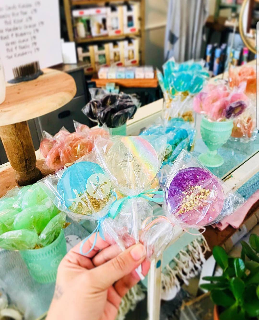 Sweet Caroline Confections - Vente Sucettes - Sucettes en forme de flocon de neige pastel, saveur de barbe à papa, 10/caisse2