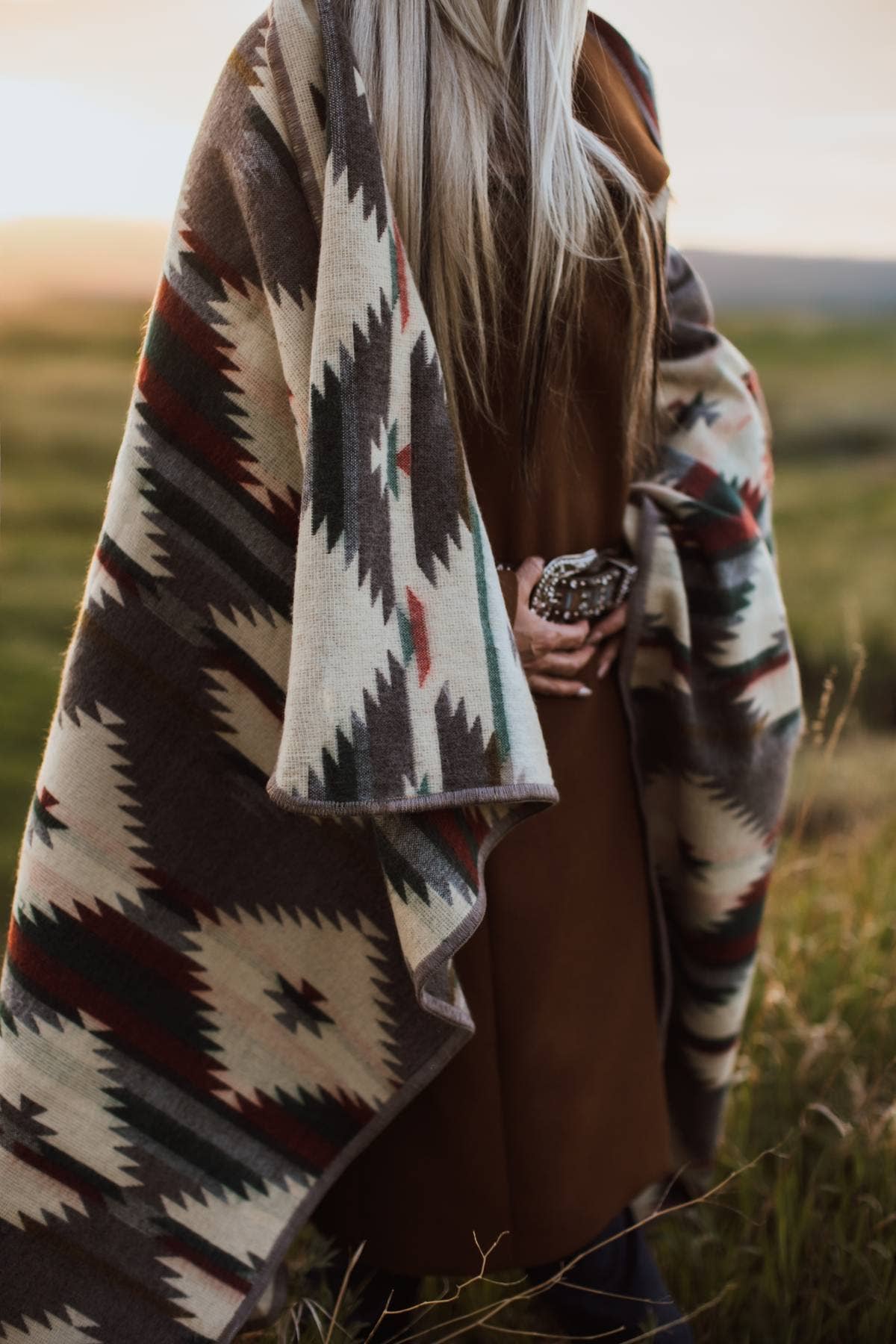 Meraki Movement - Wholesale Bedding Blanket - Inca Cloud Alpaca Throw Blanket3