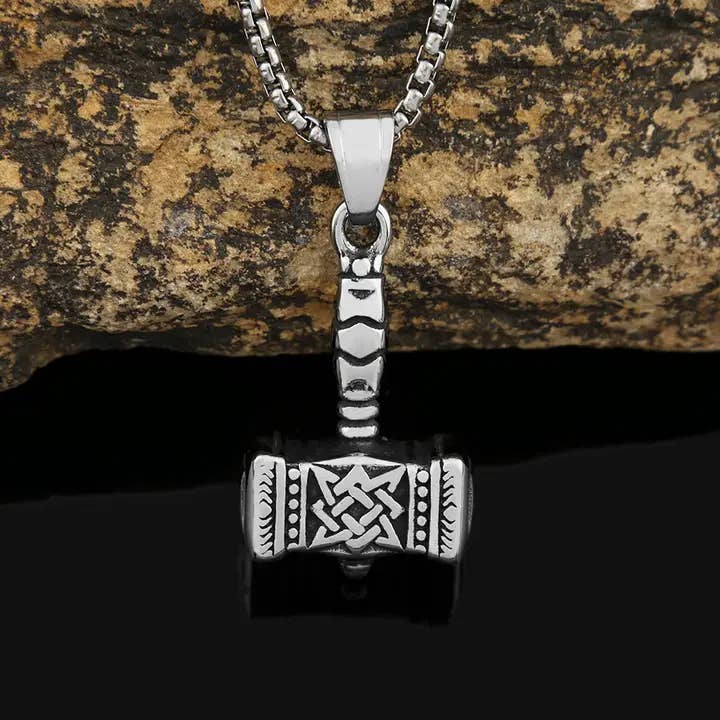 Collar estilo vikingo con forma de martillo de Thor para venta al por mayor de Gemcohub