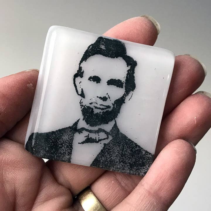 Kiku Handmade | Contemporary Fused Glass Home Goods - Wholesale Magnet - Abraham Lincoln Fused Glass 1.75" Magnet