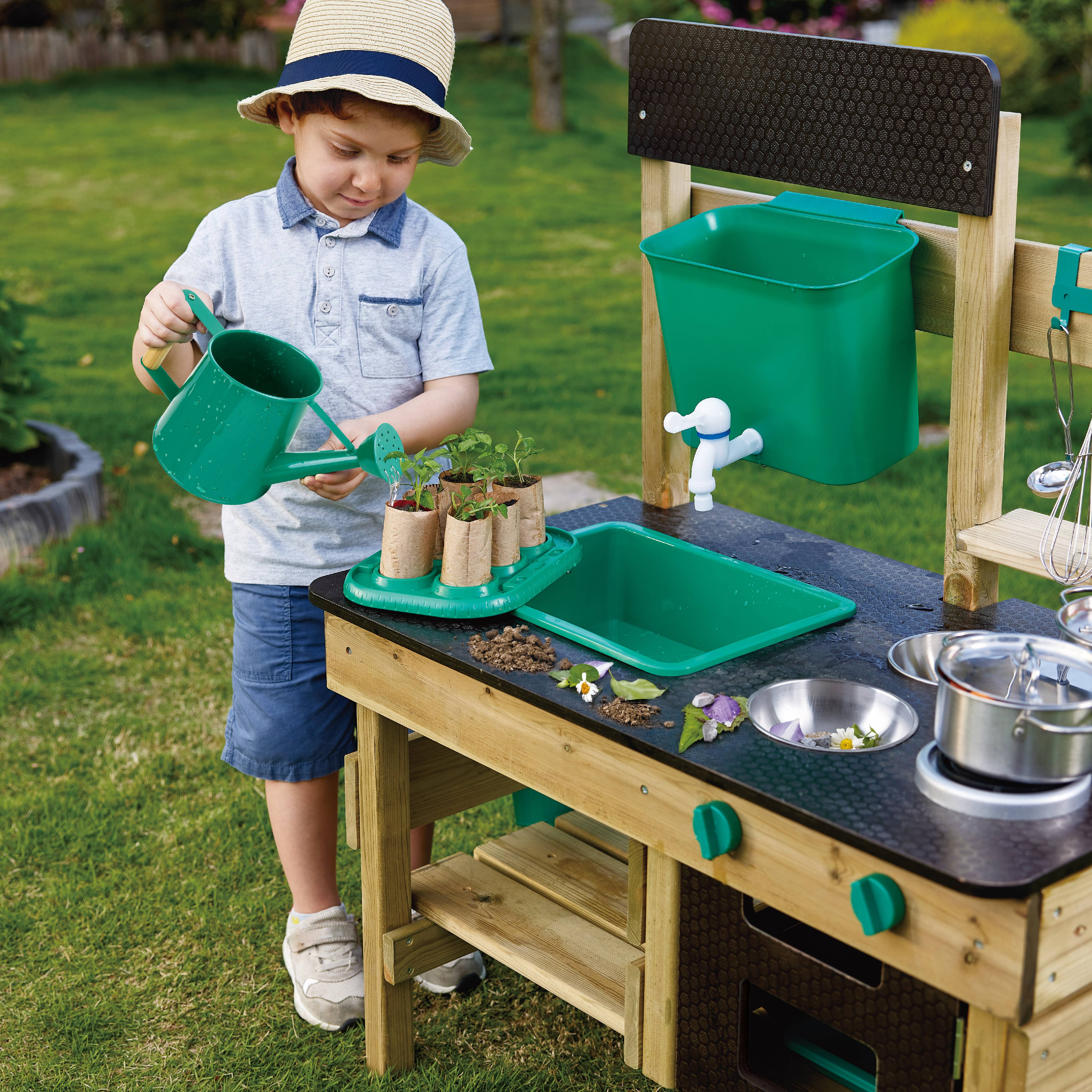 Hape Toys - Wholesale Toy Set - Kids - Outdoor Kitchen4