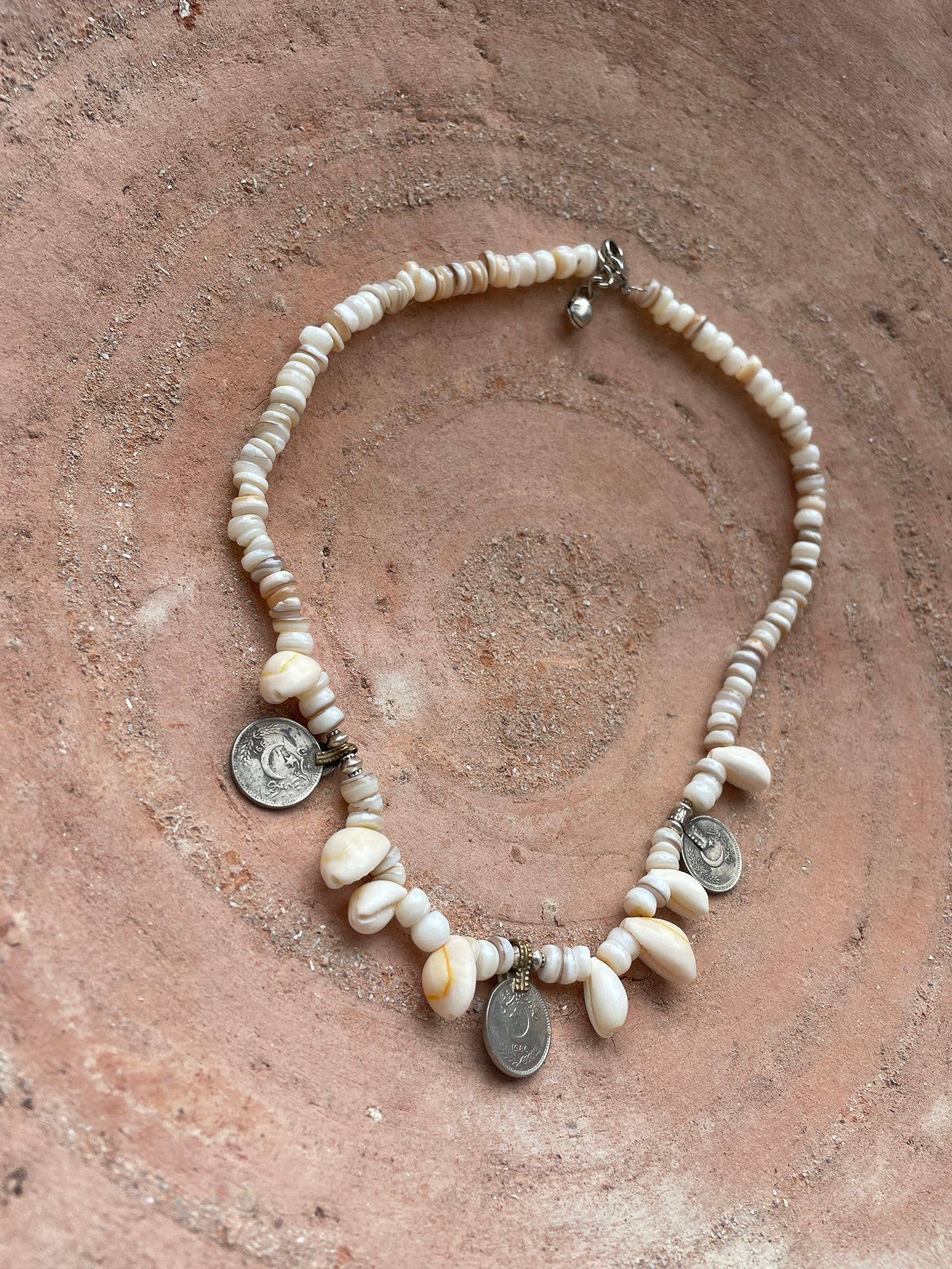 ToutVintage - Wholesale Pendant/Charm Necklace - vintage chain coins and shells Bless3