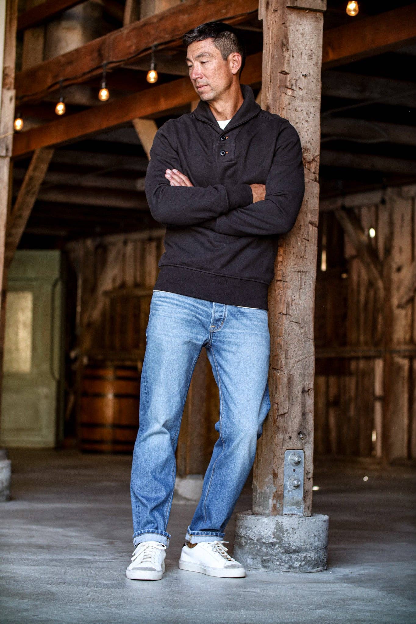 Sam Fit Jean | Salt Wash Standard Fit for wholesale on Faire6