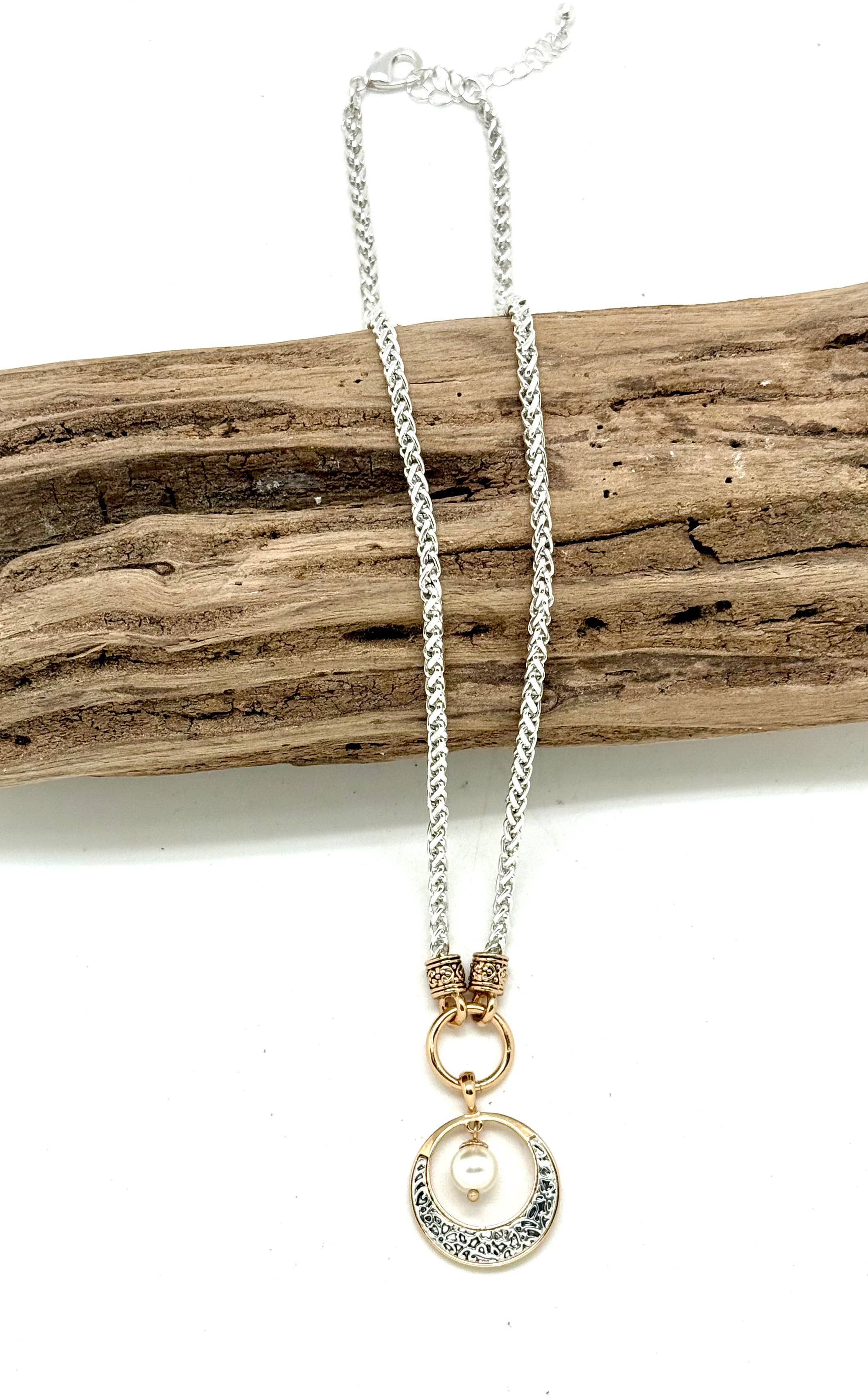 Rant & Rave Classic - Wholesale Pendant/Charm Necklace - Necklace Alloy Plated Silver Chain w/Pearl Bead Filigree18”2