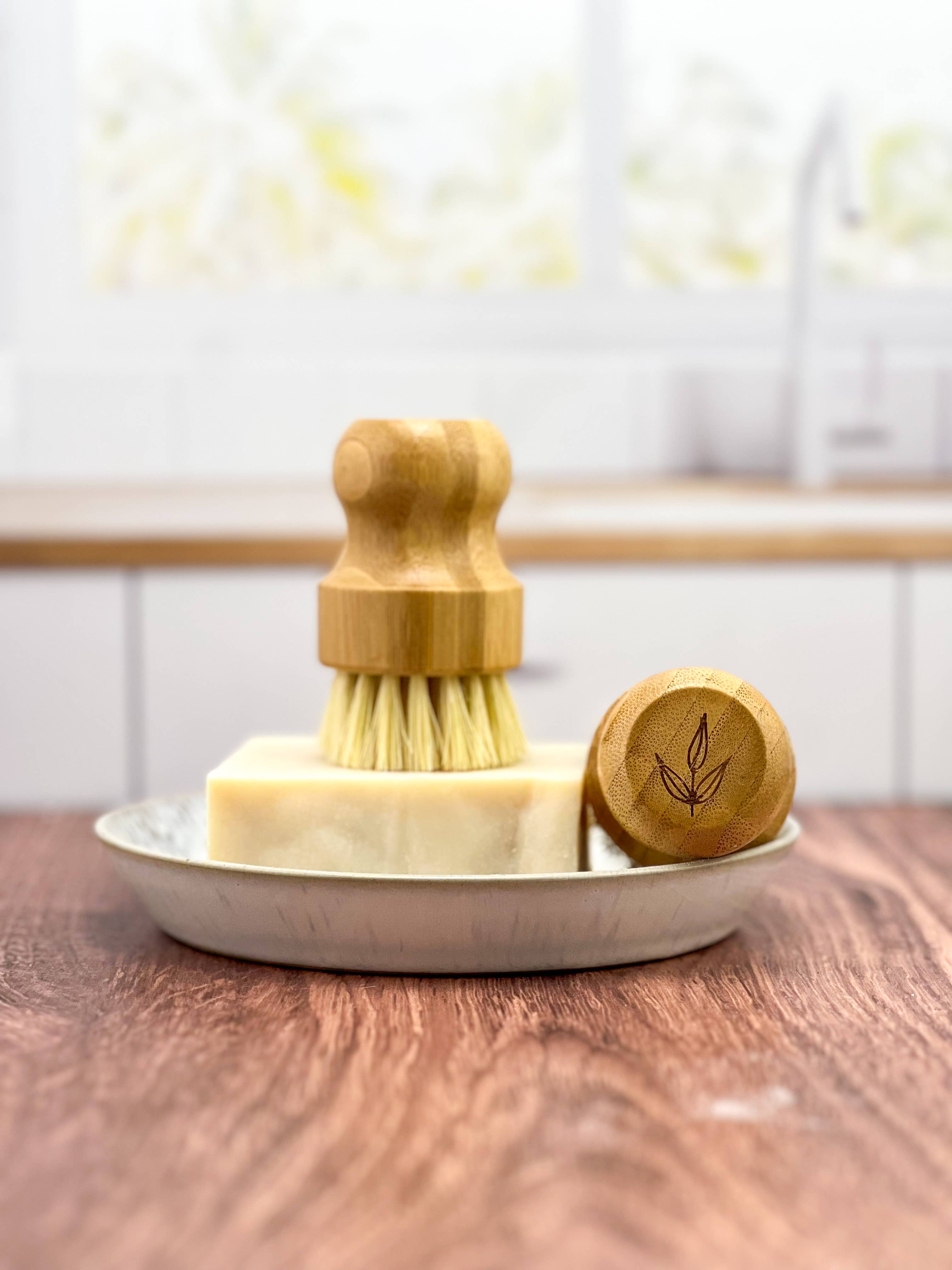 MamaSuds | Non-toxic Household Cleaners + Real Soap - Vente Brosses de nettoyage - Brosse à pot en bambou1