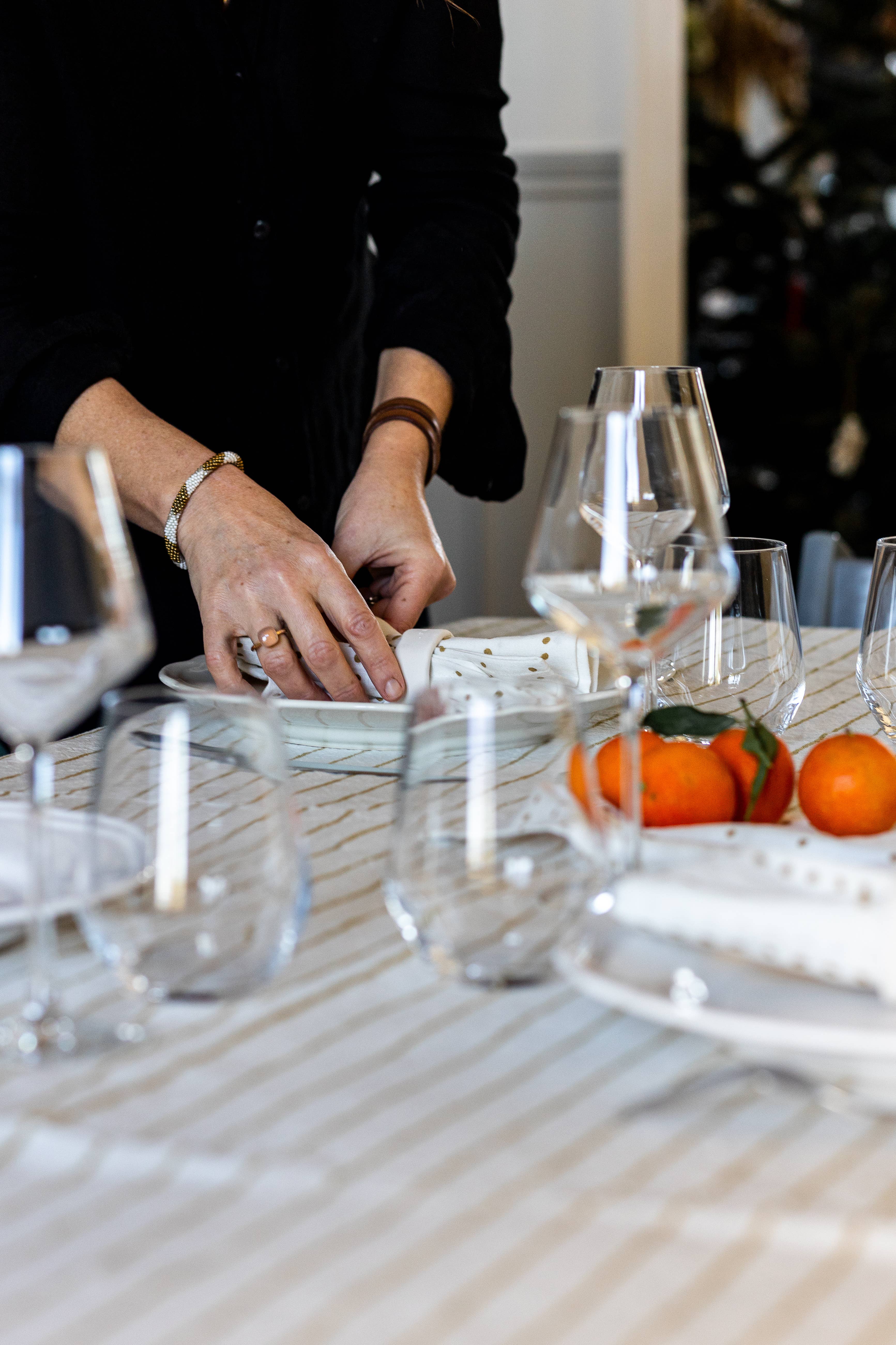 LA QUILT FAMILY – wholesale Tablecloth – Tablecloths1