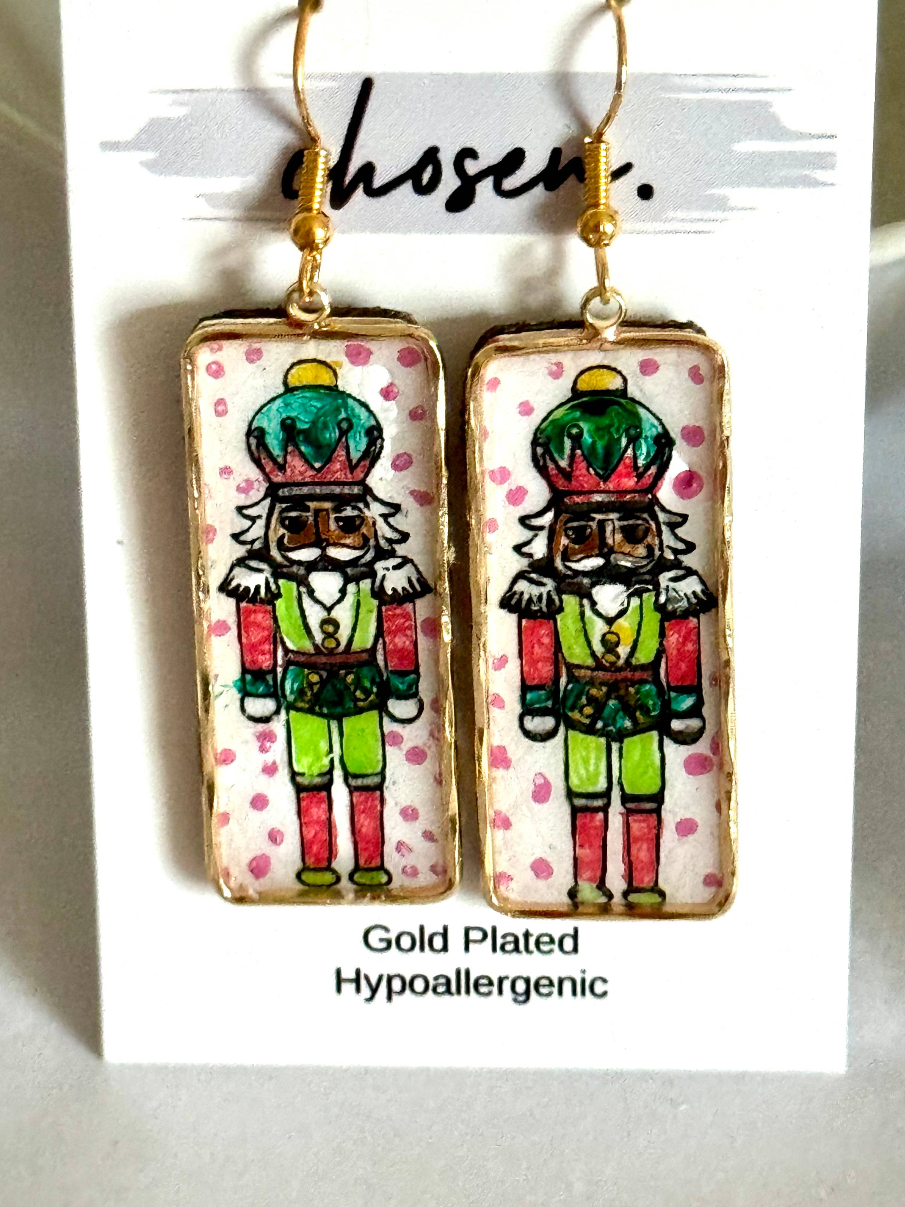 Chosen – Brincos de argola por atacado – Coleção de Brincos de Couro Pintados à Mão Quebra-Nozes5