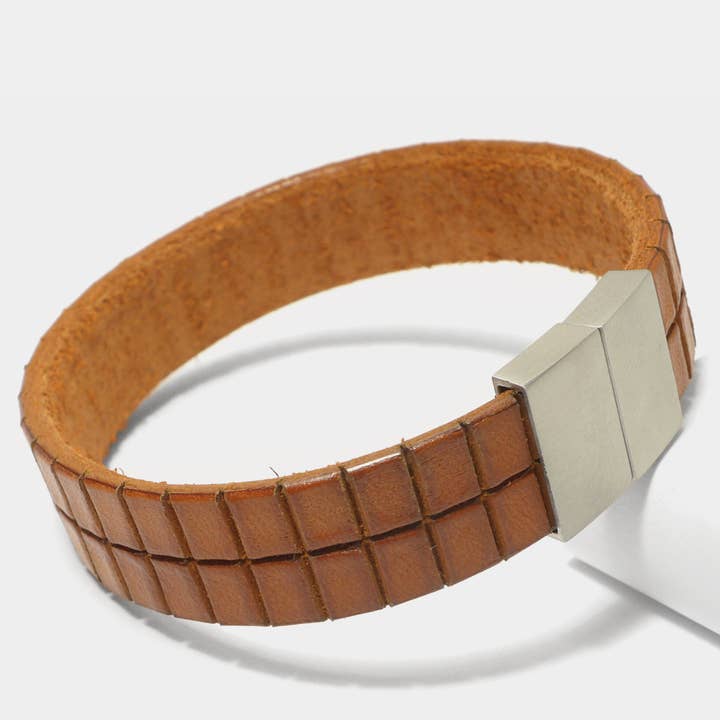 Stylish Men's Bracelet Leather Star KT56 Made of Genuine Leather for wholesale by STARBEIT