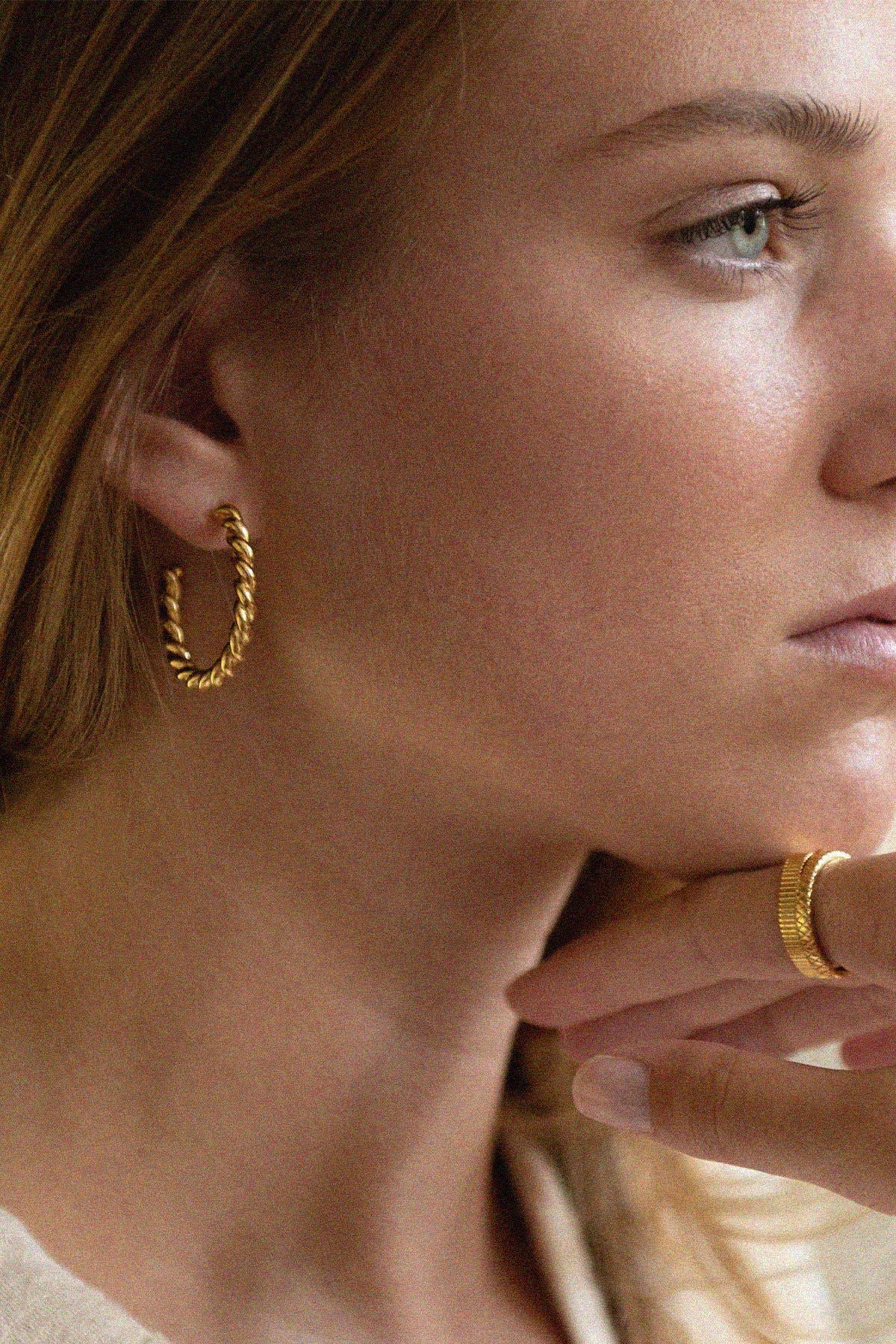 Bacci - Wholesale Hoop Earrings - Gold Earrings - Gabrielle1