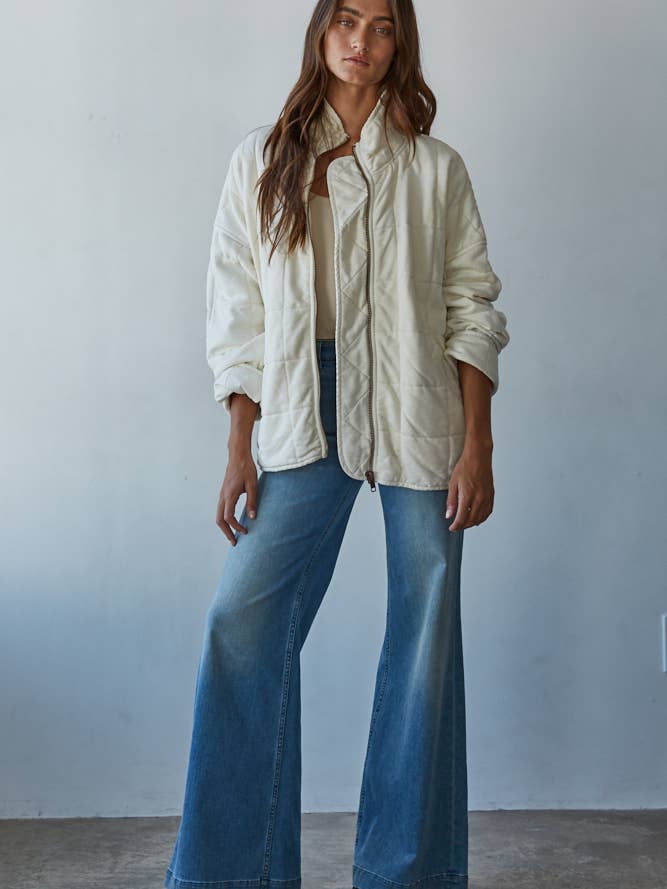 By Together - Wholesale Jacket - Women's - L4369 | Long Sleeve Quilted Knit Mineral Washed Jacket1