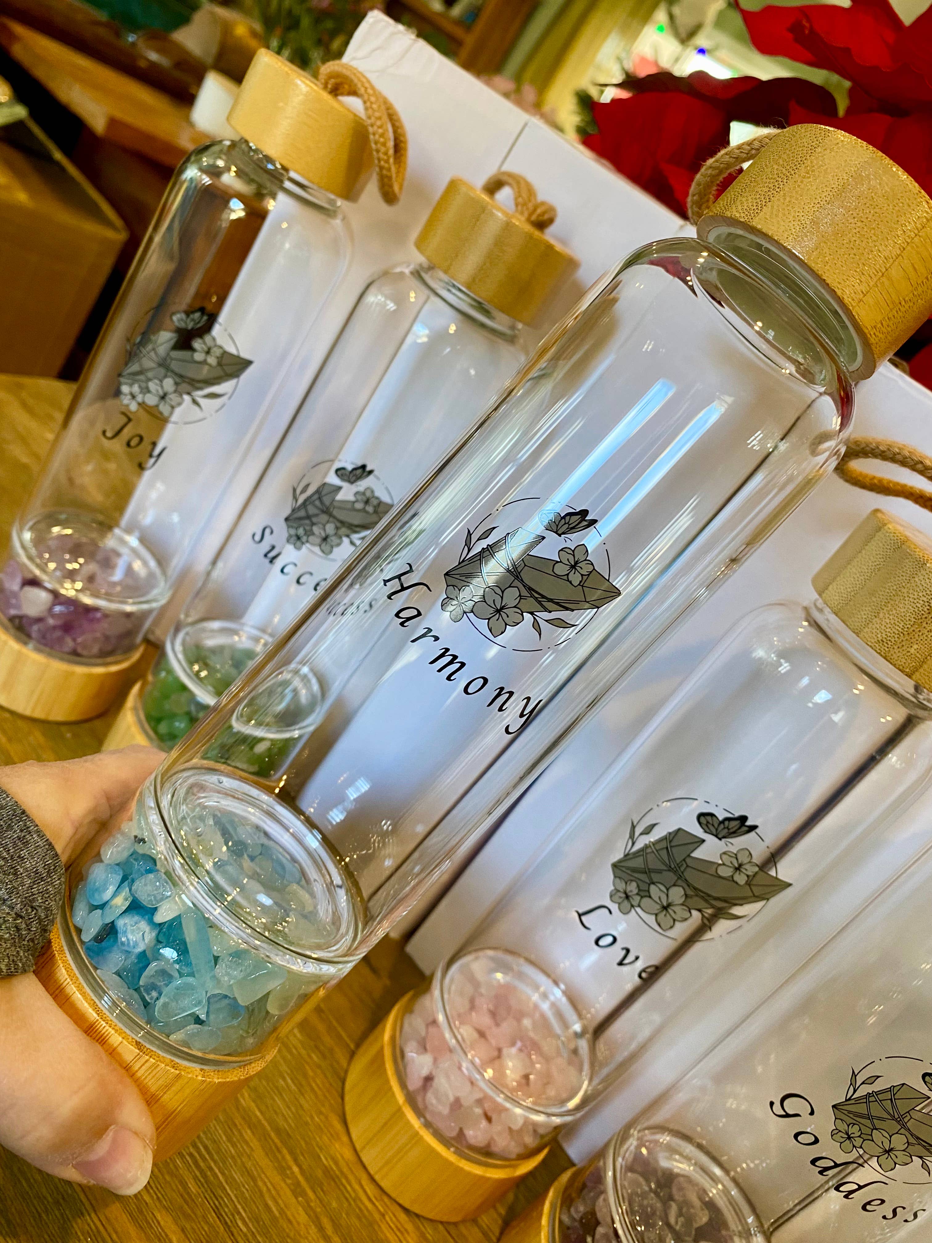 Juicey Gems – Großhandel Trinkflaschen – KOMBI-PAKET A Quarz-Kristall-Wasserflaschen2